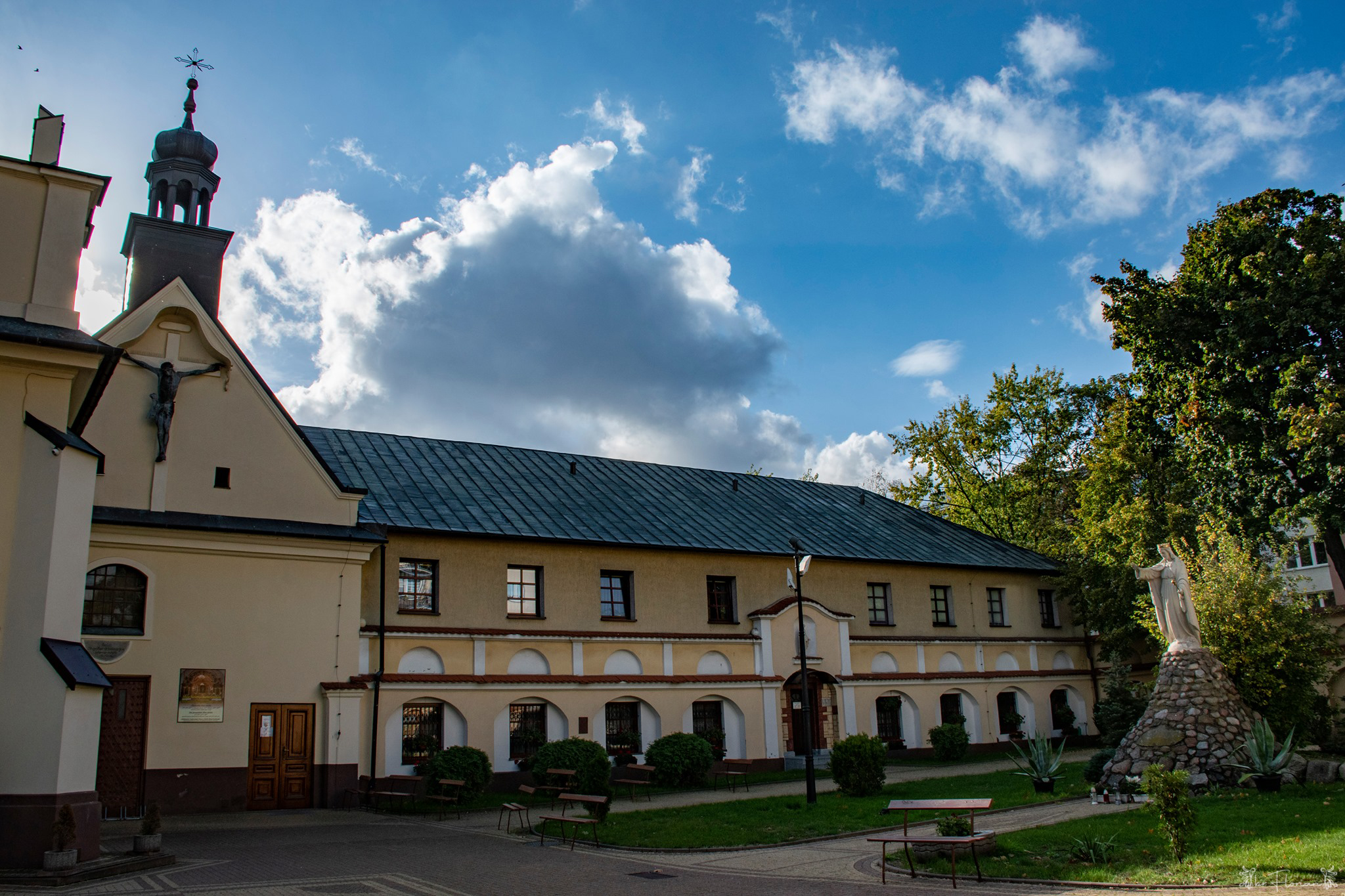 registrar's-office